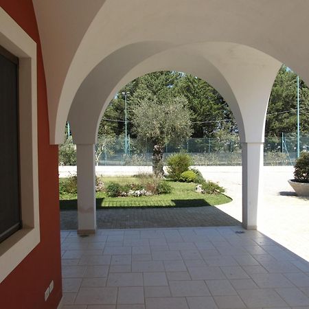 Hostal Relais Casabella Martina Franca Exterior foto