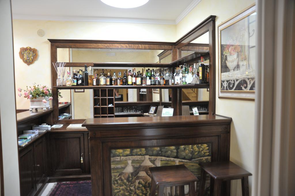 Hostal Relais Casabella Martina Franca Exterior foto