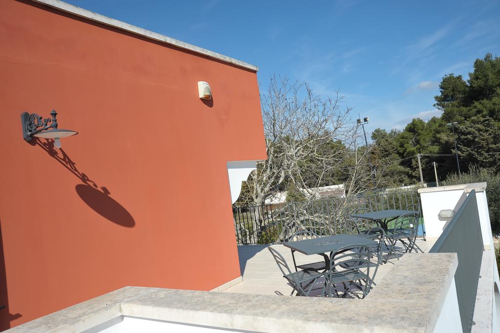 Hostal Relais Casabella Martina Franca Exterior foto