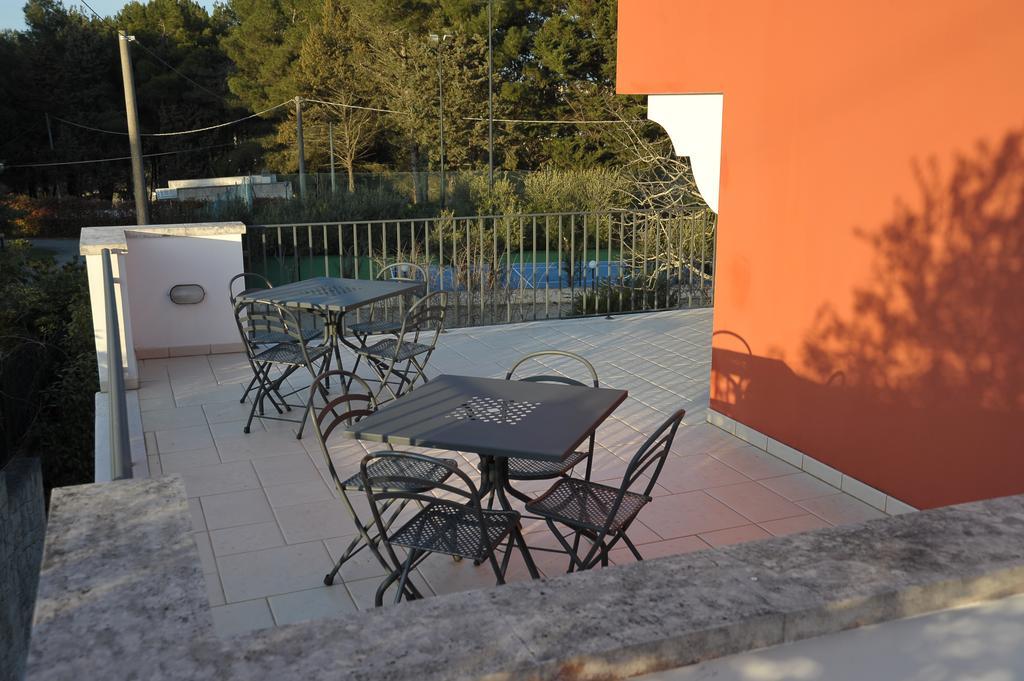 Hostal Relais Casabella Martina Franca Exterior foto
