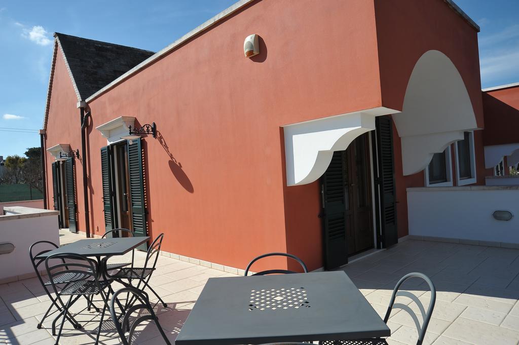 Hostal Relais Casabella Martina Franca Exterior foto
